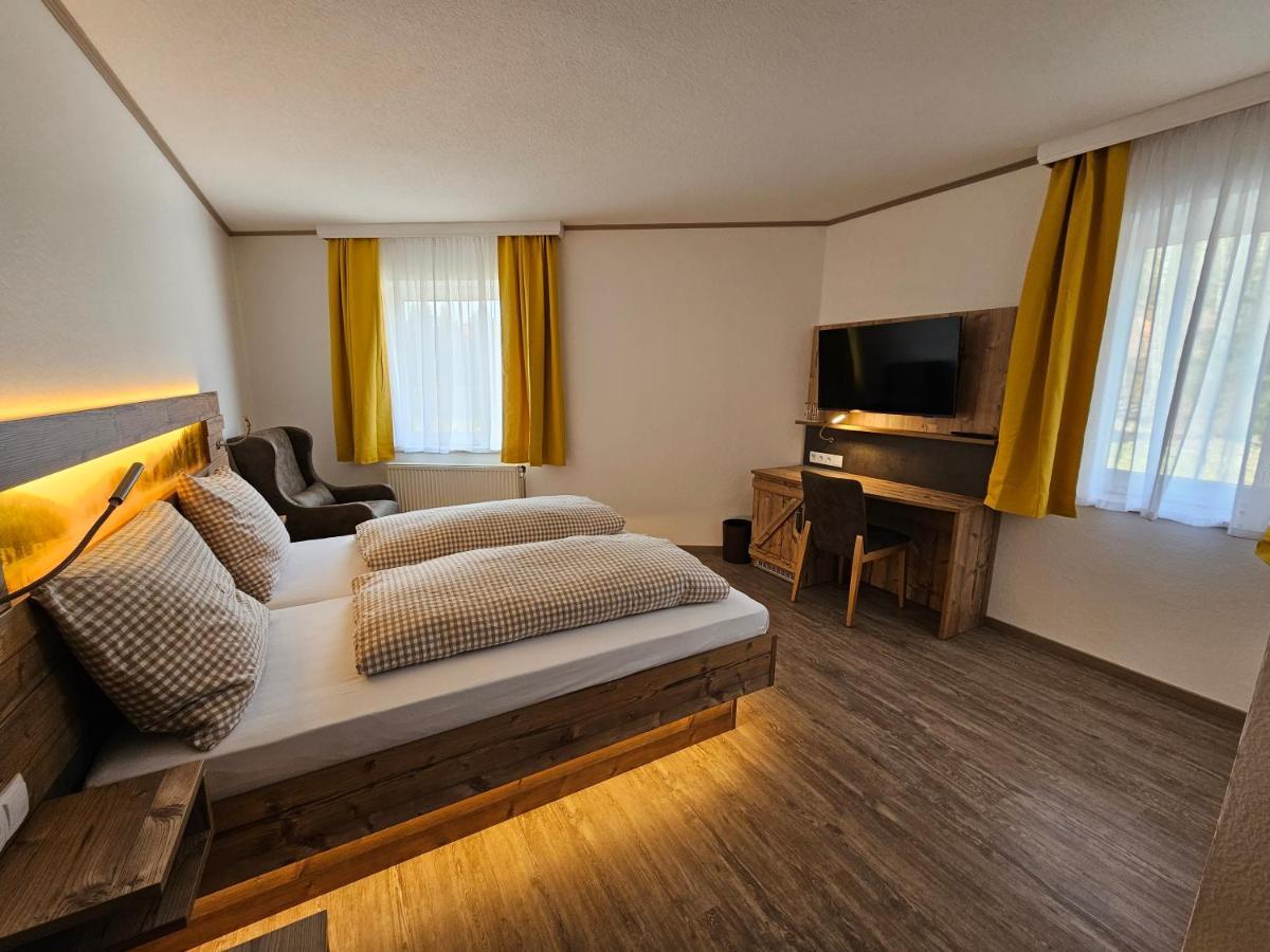 Hotel-Landgasthof Ploss Schonwald  외부 사진