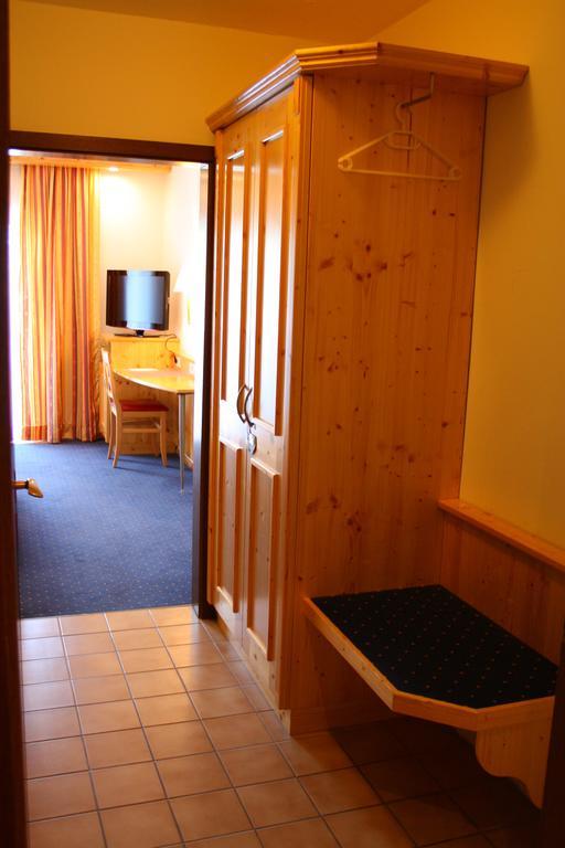 Hotel-Landgasthof Ploss Schonwald  객실 사진